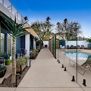 4* Hotel Mahala - 21 And Over (adults Only)